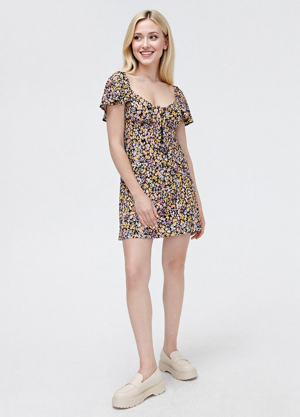 Чорна кежуал сукня Cropp з квітковим принтом