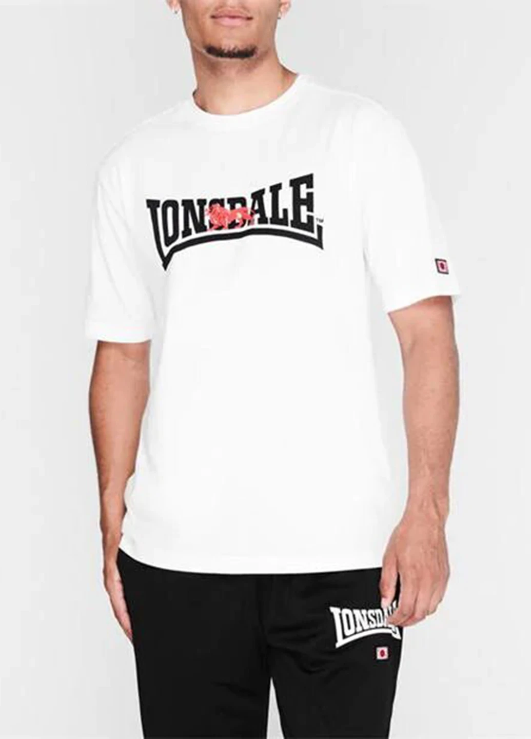 Белая футболка Lonsdale