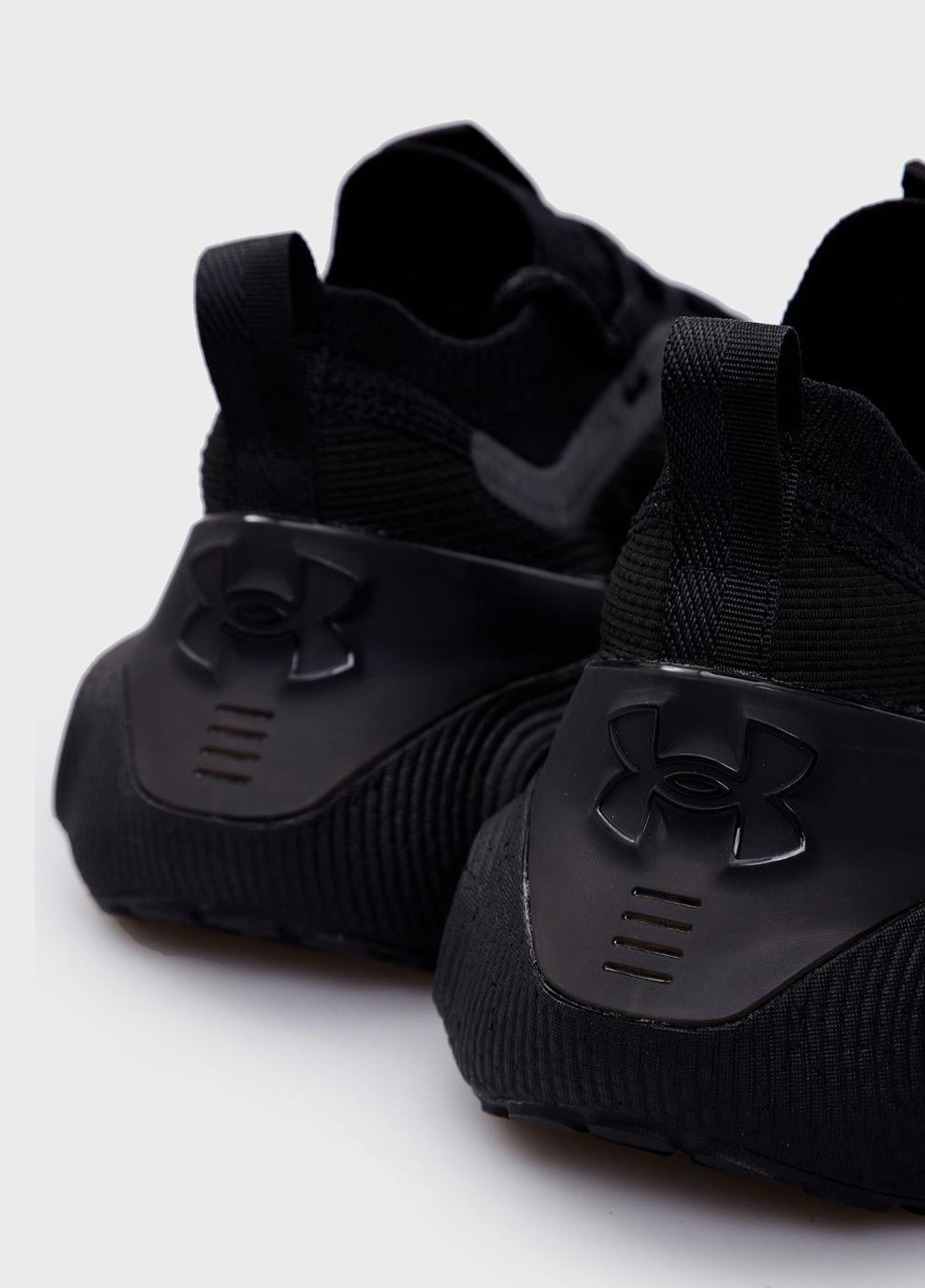 Чорні Осінні кросівки 3027593-002 Under Armour Phantom 4