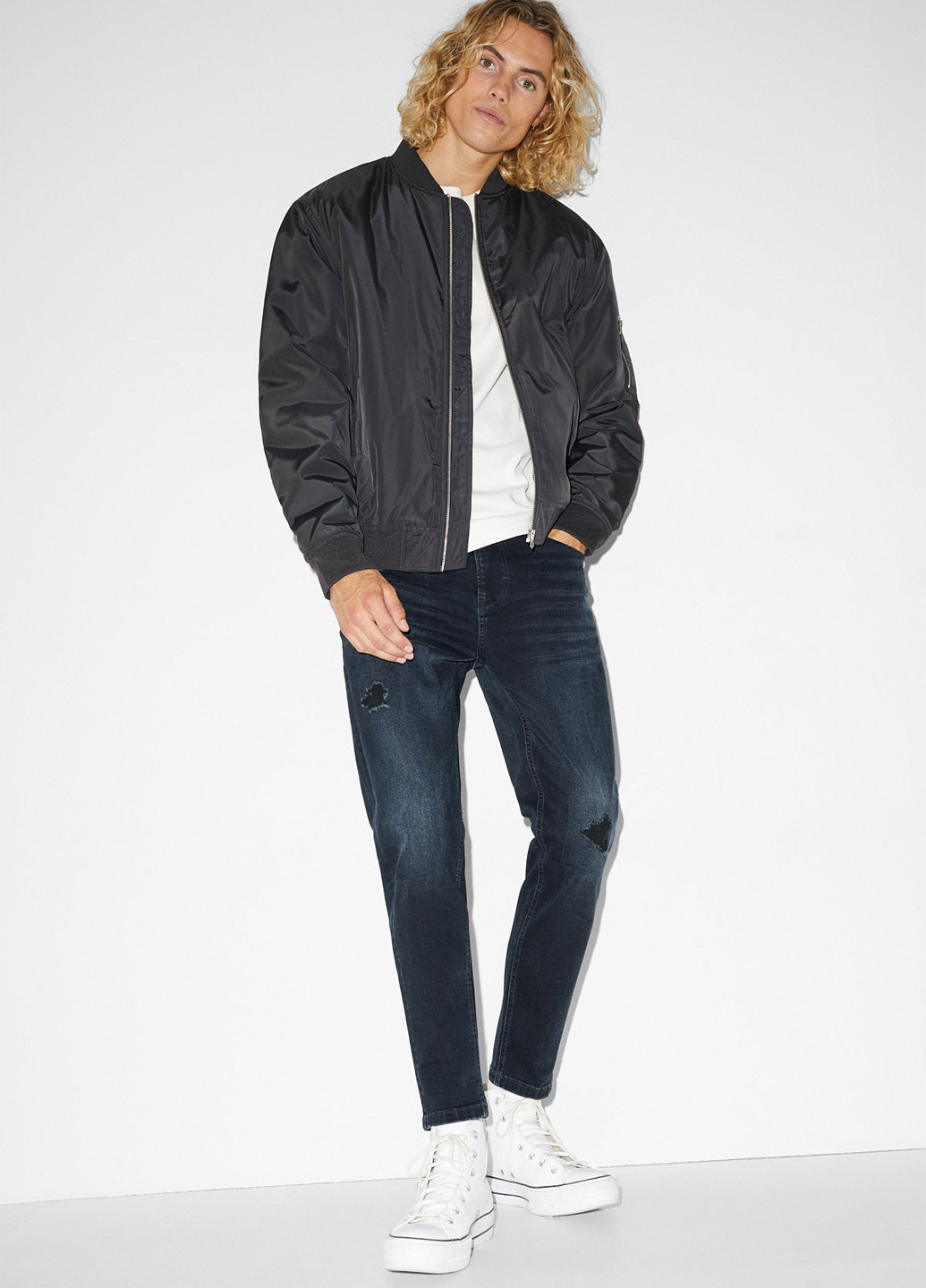 Темно-синие демисезонные зауженные, бойфренды джинсы C&A