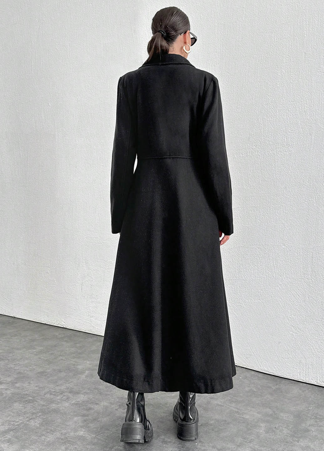 Чорне демісезонне Пальто двобортне SHEIN