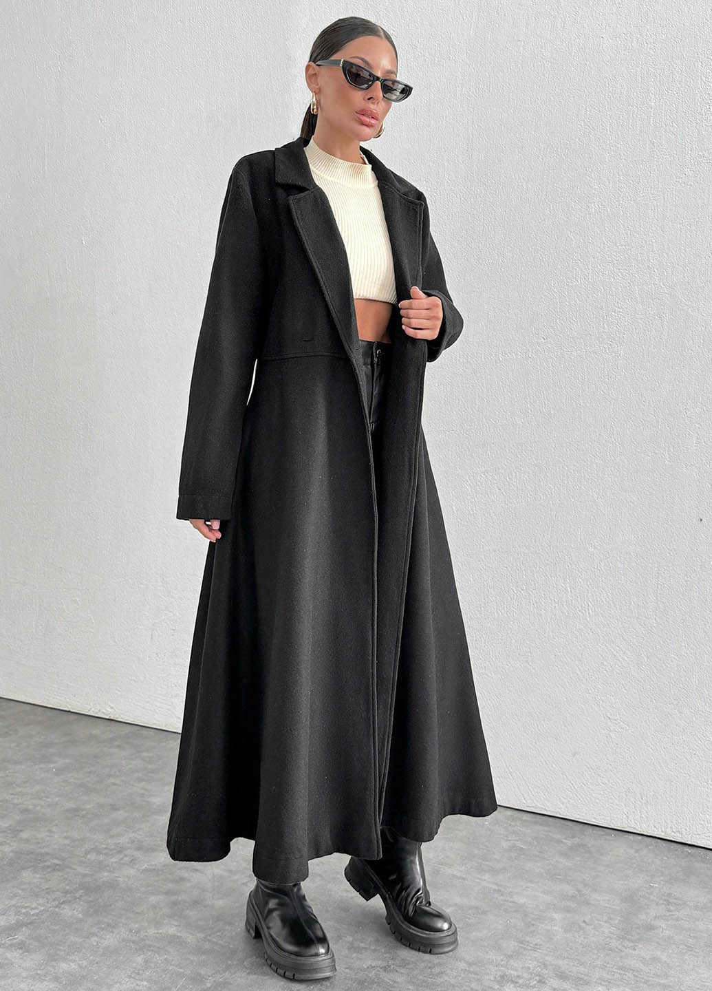 Чорне демісезонне Пальто двобортне SHEIN