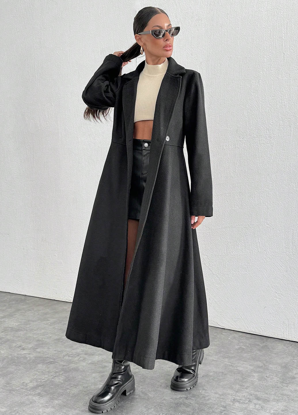 Чорне демісезонне Пальто двобортне SHEIN