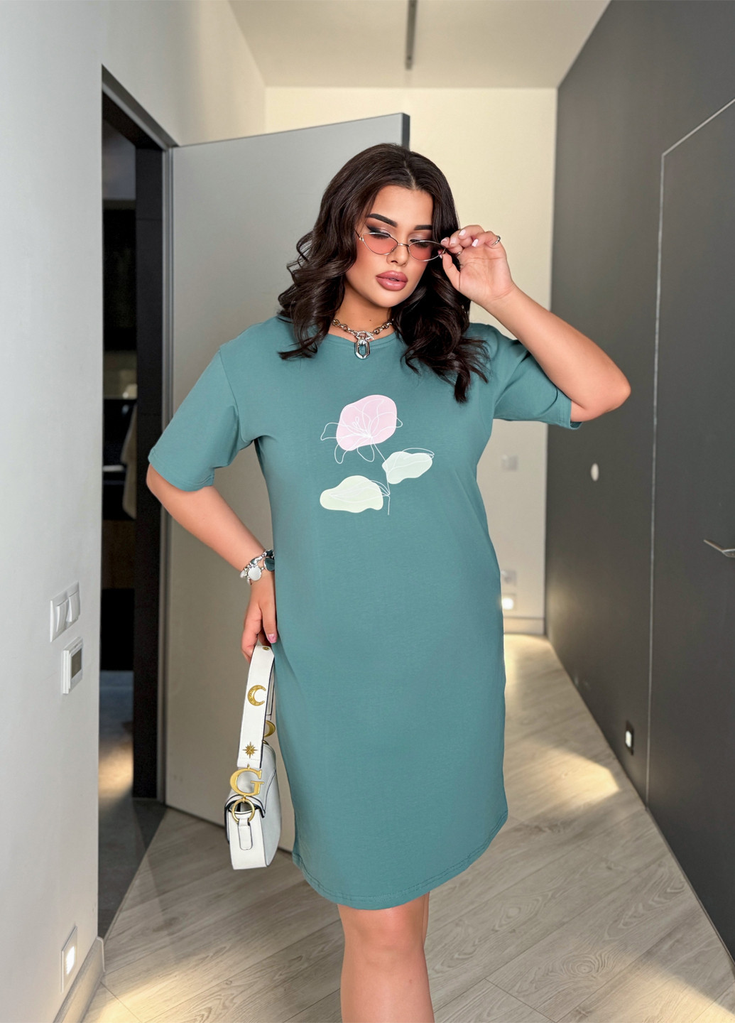 Бирюзовое кэжуал платье платье-футболка Demma с цветочным принтом