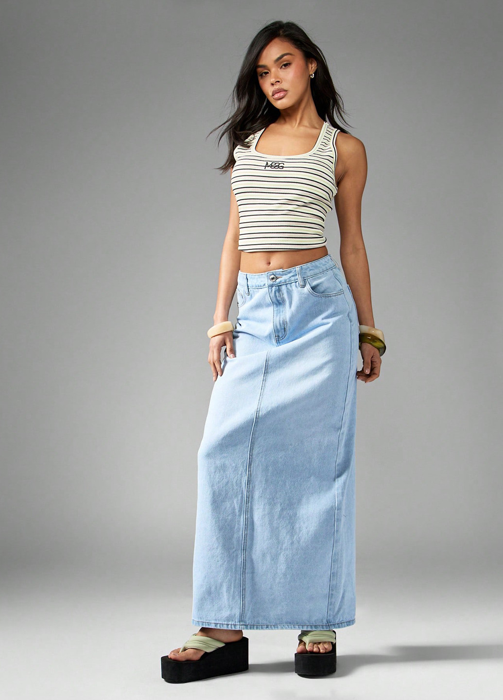 Голубая джинсовая однотонная юбка SHEIN карандаш