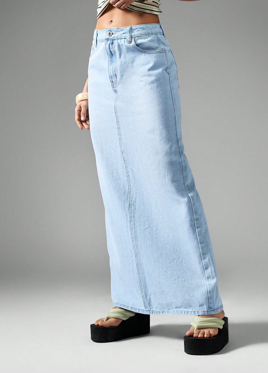 Голубая джинсовая однотонная юбка SHEIN карандаш