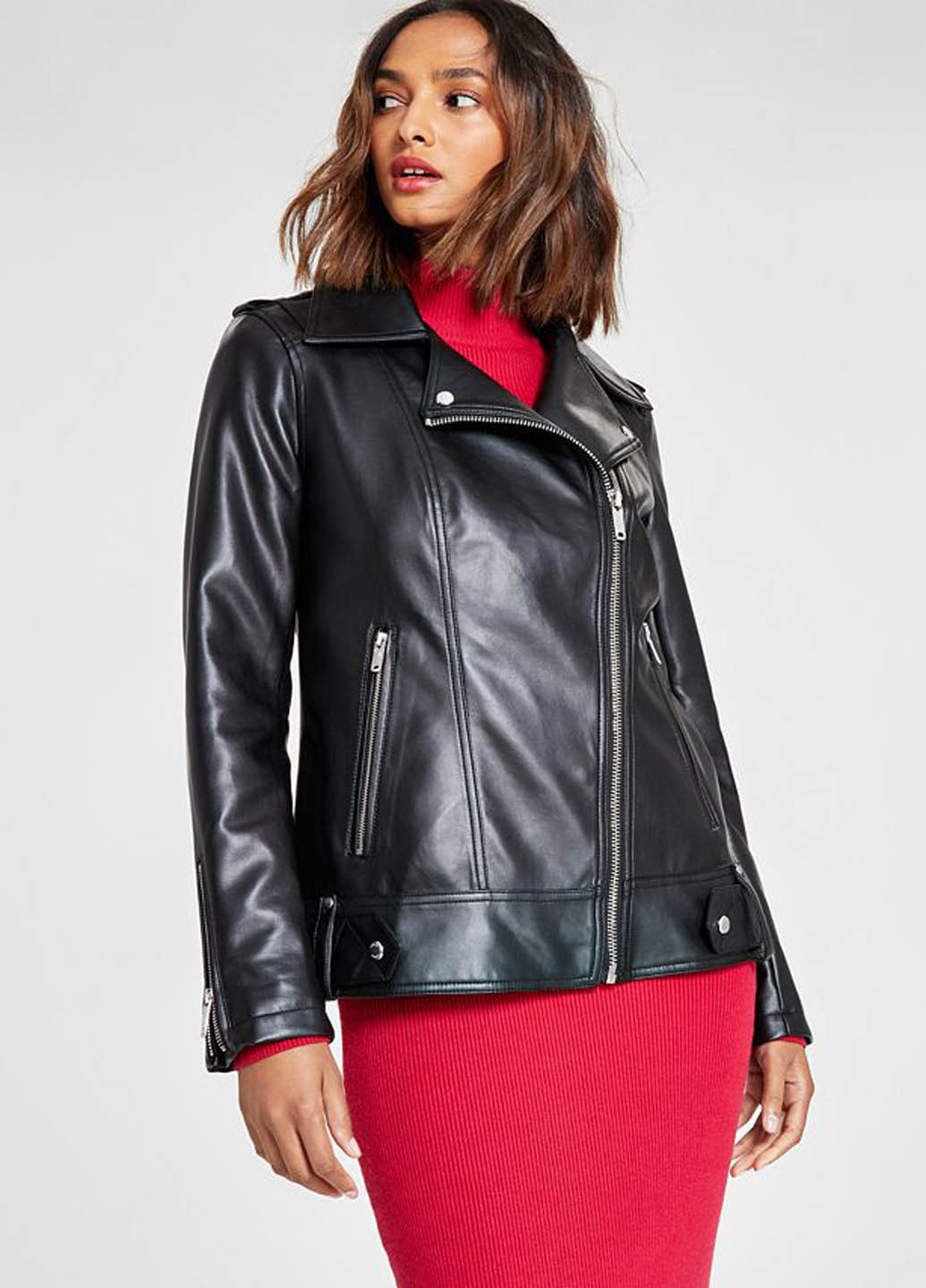 Чорна демісезонна куртка косуха Guess