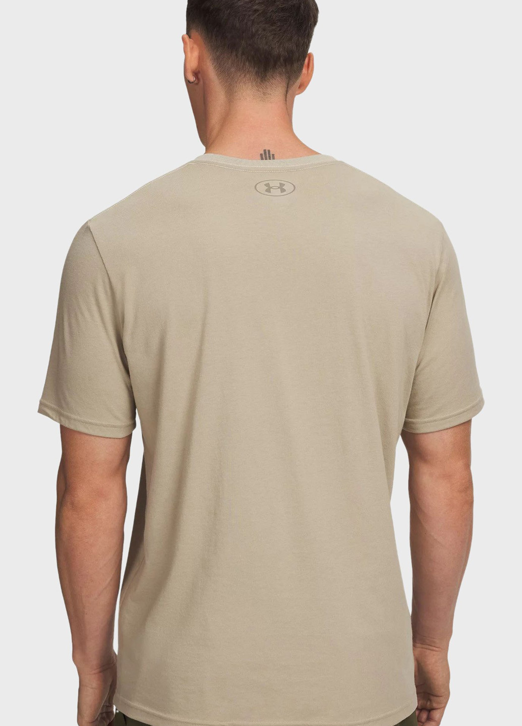 Бежевая футболка Under Armour