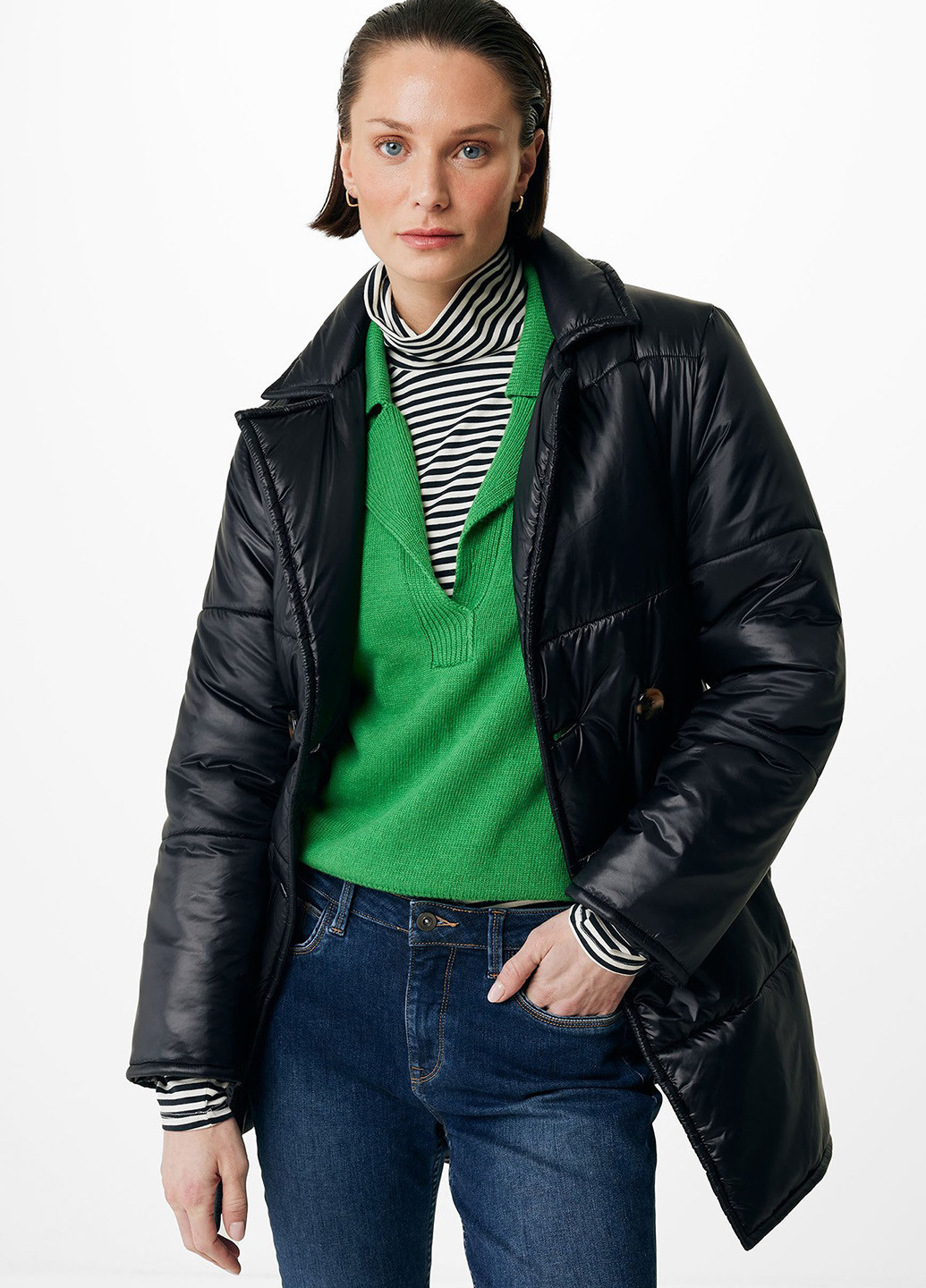 Черная зимняя куртка Mexx