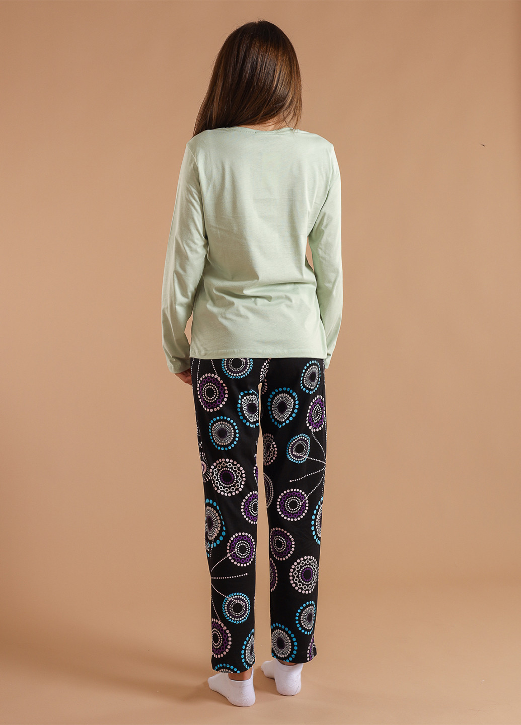 Зеленая всесезон пижама (лонгслив, брюки) лонгслив + брюки BBL