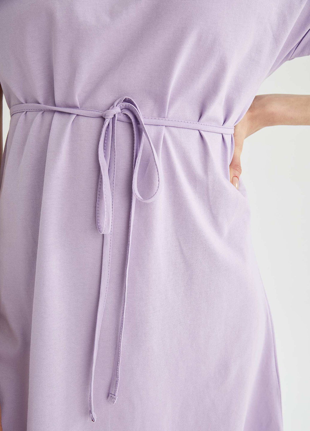 Светло-фиолетовое кэжуал платье платье-футболка, а-силуэт DeFacto