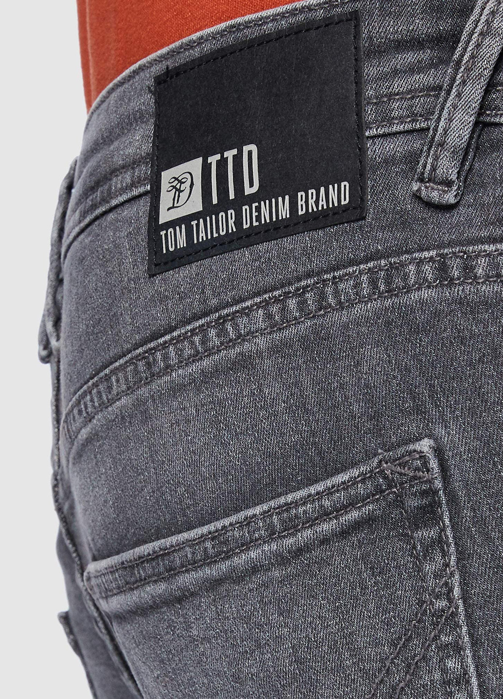 Серые демисезонные зауженные джинсы Tom Tailor