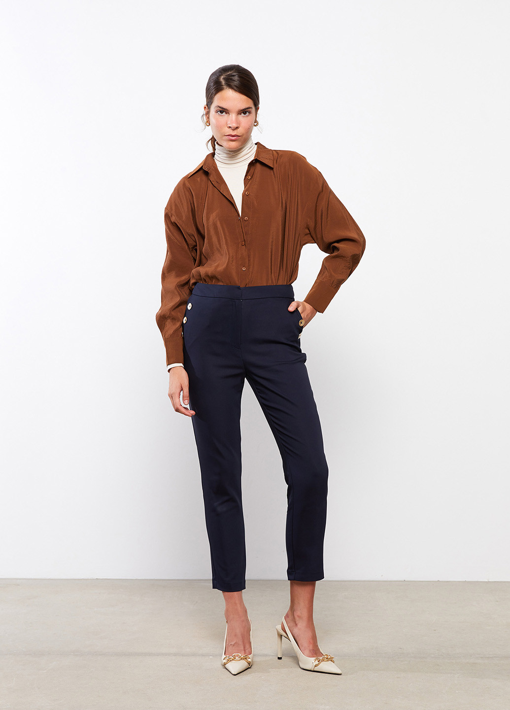 Штани LC Waikiki (257422804)