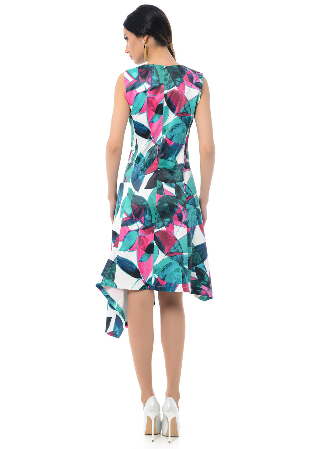 Малинова коктейльна сукня Iren Klairie з абстрактним візерунком