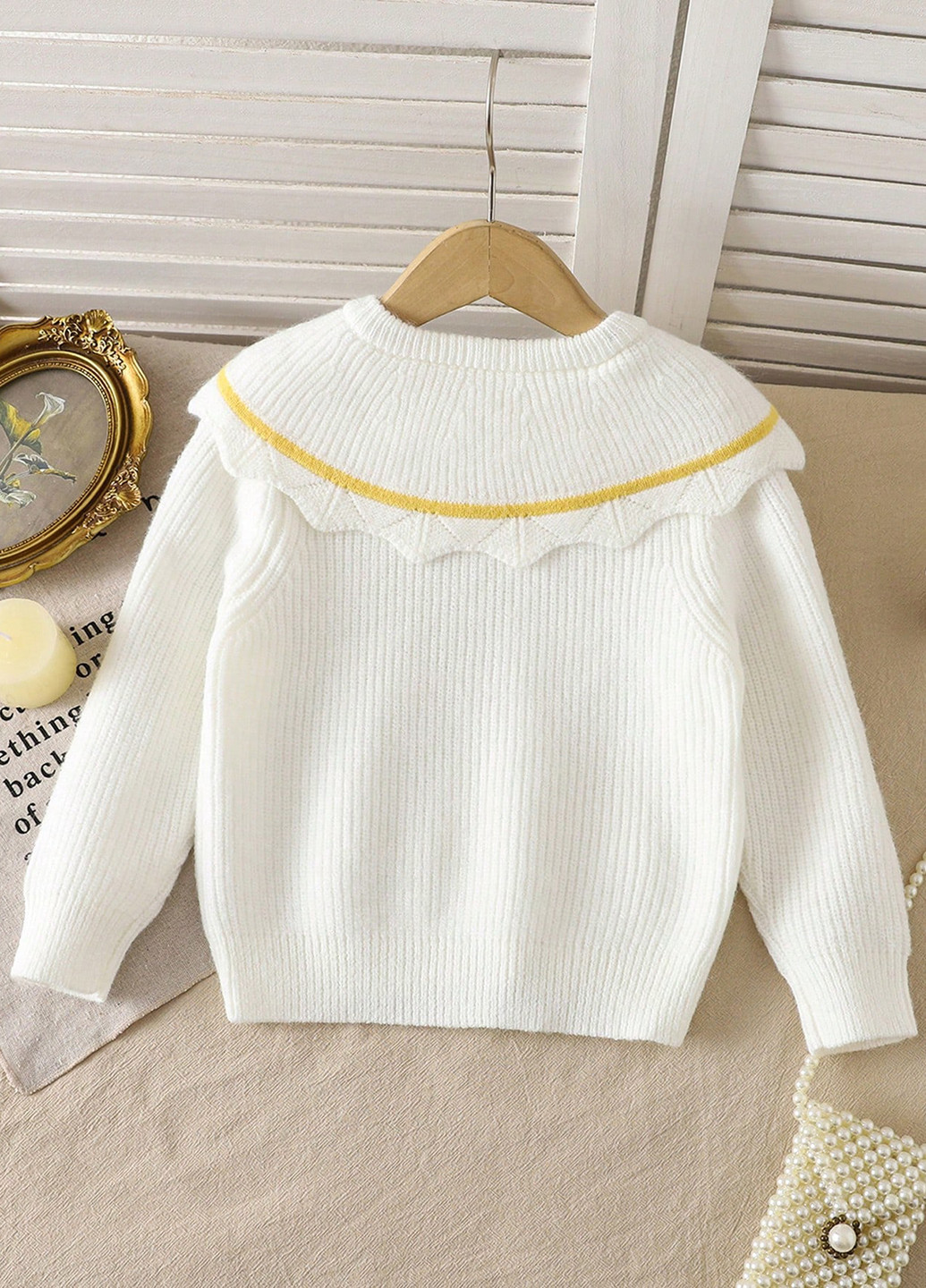 Молочный демисезонный свитер джемпер SHEIN