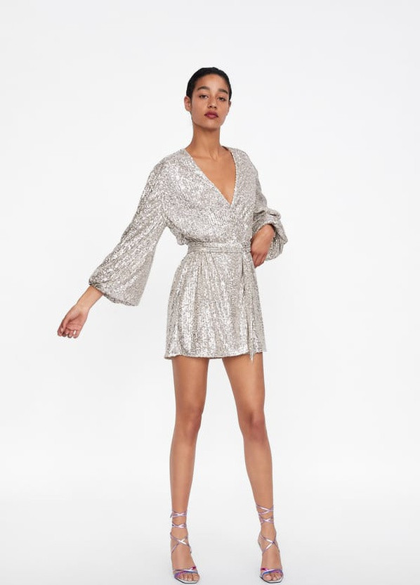 Серебряное вечернее платье женское с пайетками блеск Berni Fashion однотонное