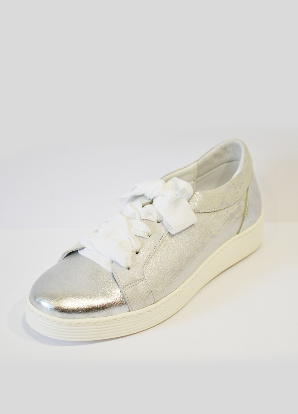 Серебряные кеды Aspena