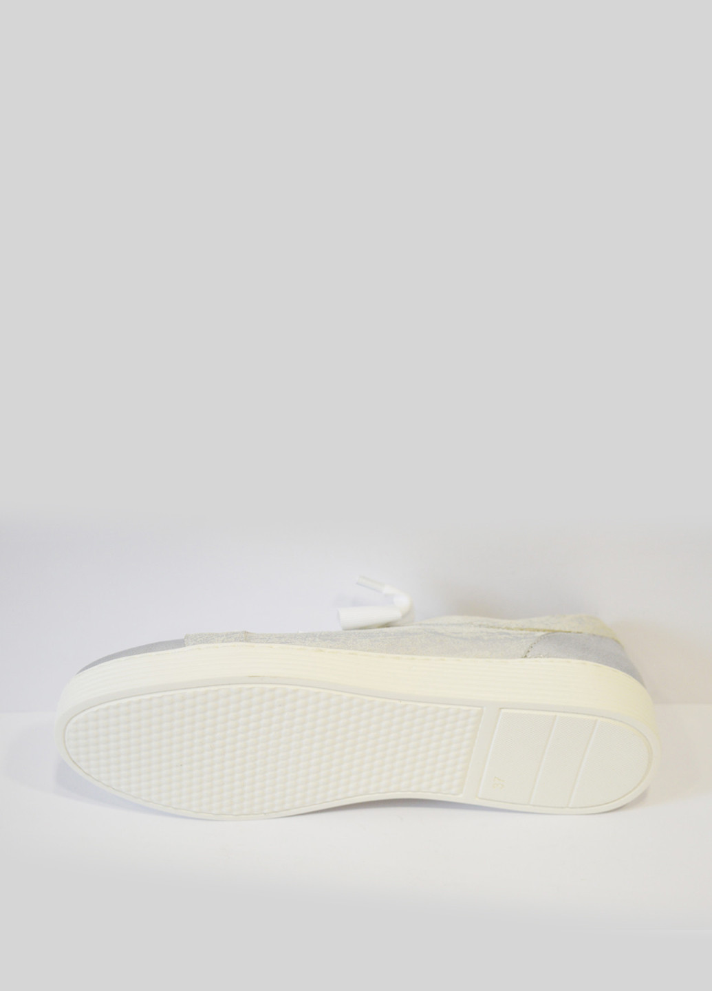 Серебряные кеды Aspena