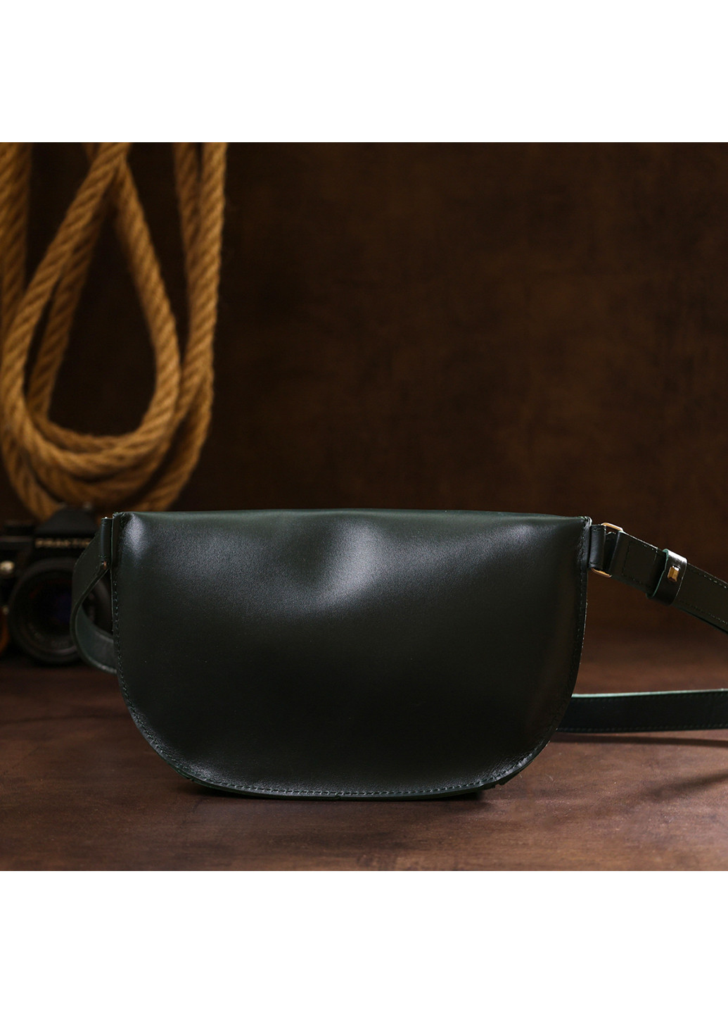 Жіноча шкіряна сумка на пояс 23х13х5 см Shvigel (253491401)