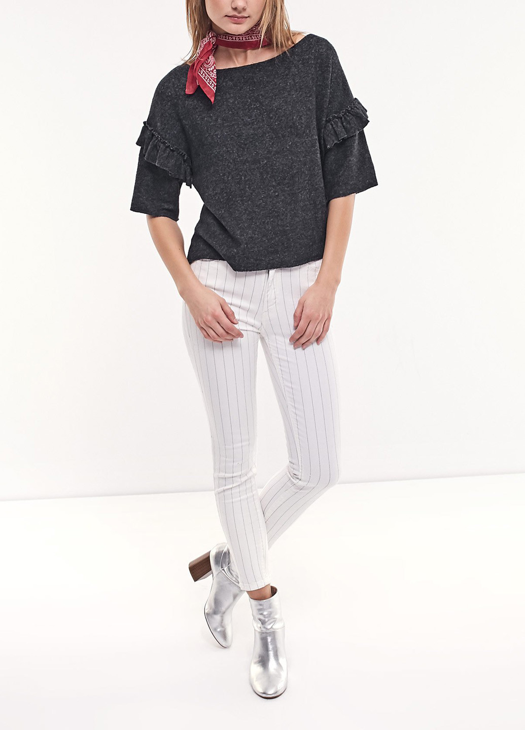 Темно-сірий демісезонний джемпер джемпер Stradivarius