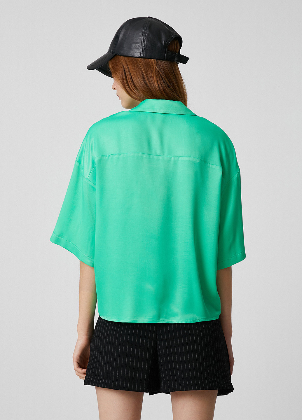 Светло-зеленая кэжуал рубашка однотонная KOTON