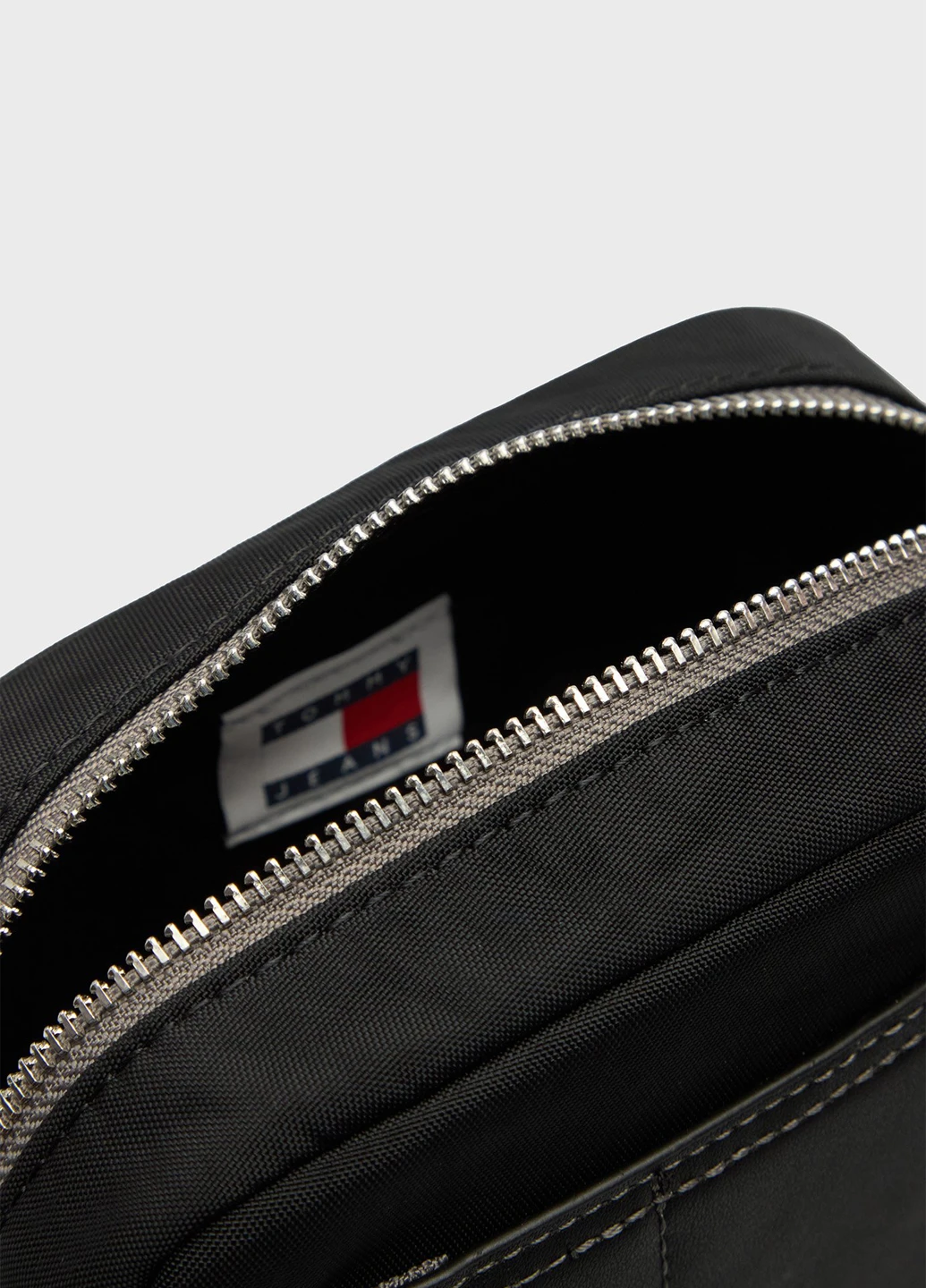 Сумка Tommy Jeans (315691842)