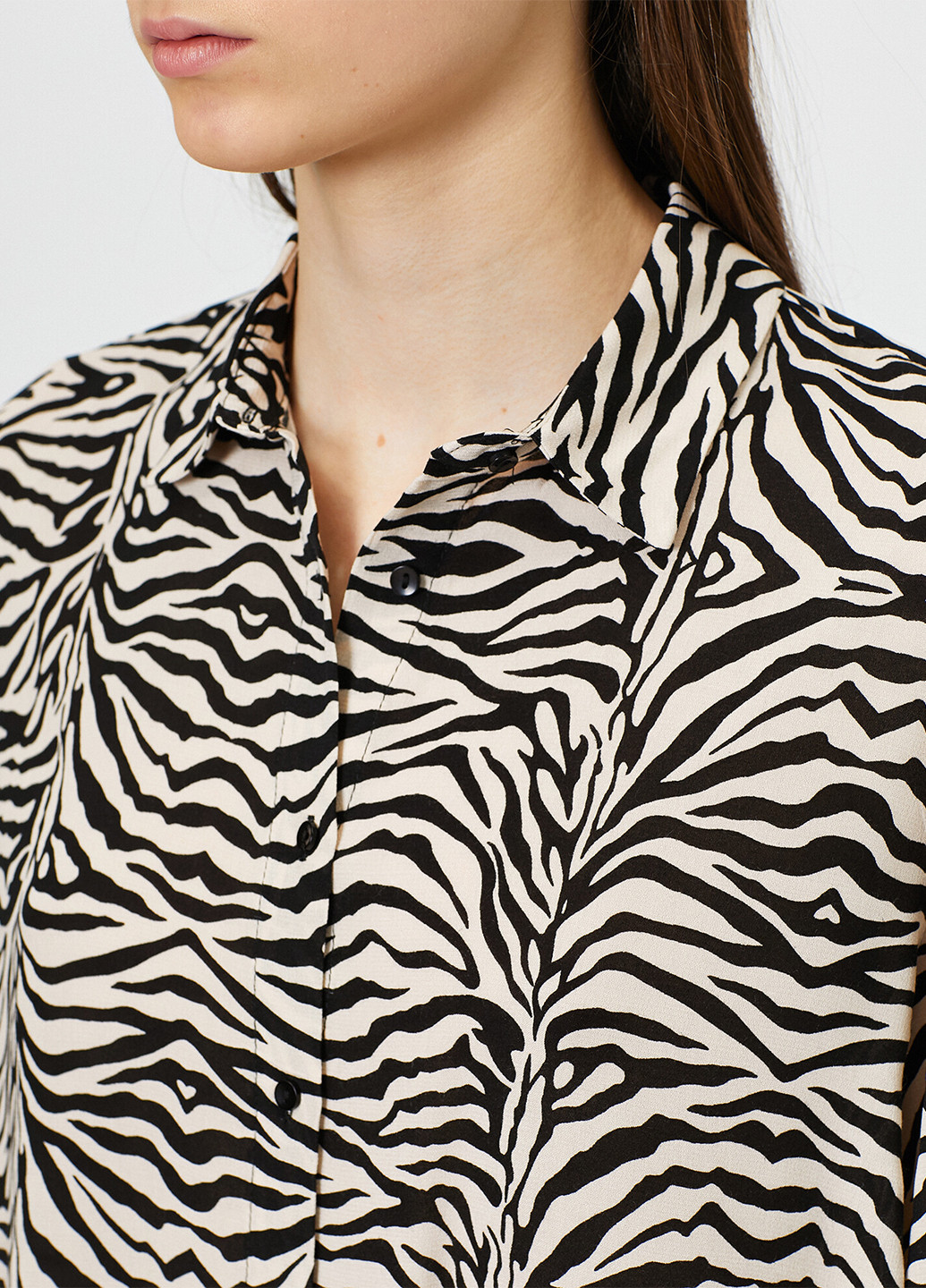 Сорочка KOTON абстрактна чорно-біла кежуал віскоза