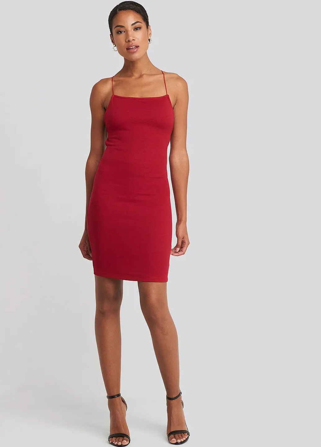 Красное коктейльное платье с открытой спиной, футляр NA-KD однотонное
