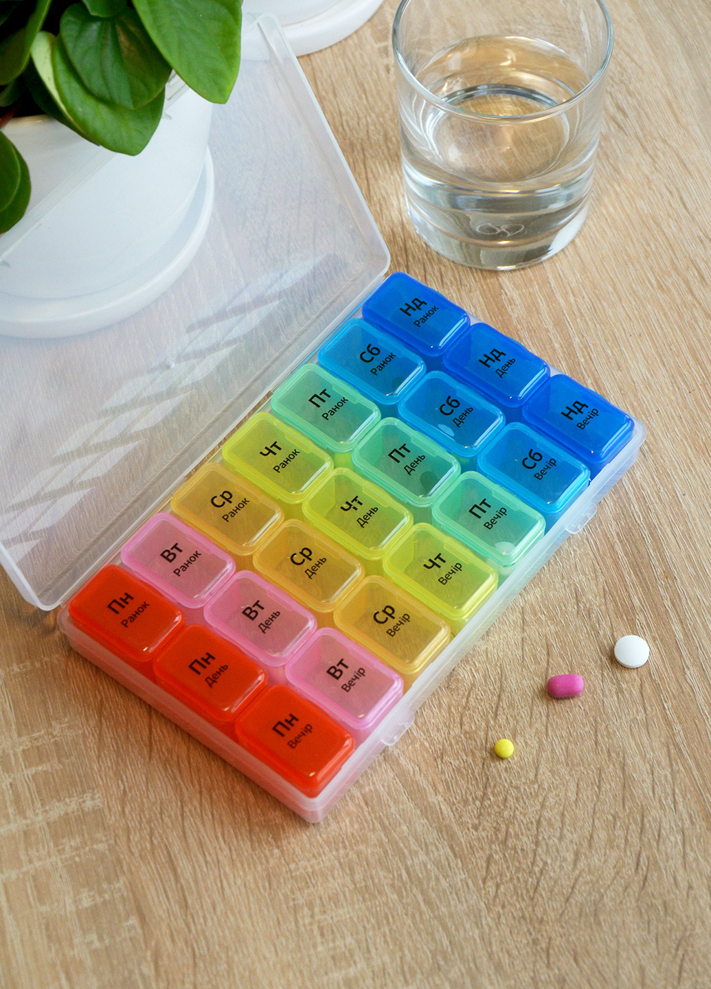 Органайзер для таблеток 7 дней PC-03 T пластиковый, 17,5х10,7х2,7 см MVM (250525023)