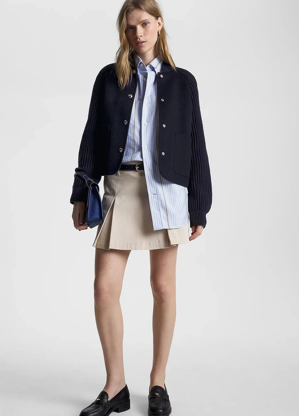 Темно-синя демісезонна куртка Tommy Hilfiger