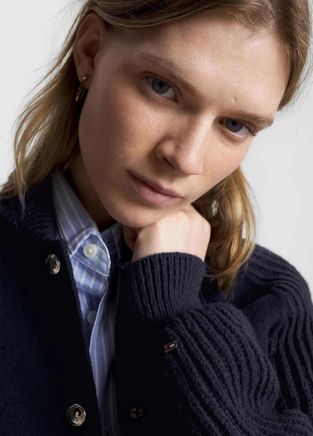 Темно-синя демісезонна куртка Tommy Hilfiger
