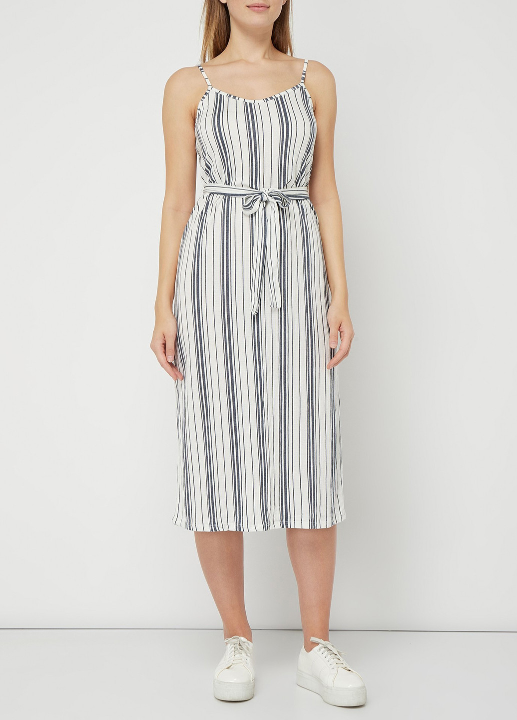 Белое кэжуал платье Pieces в полоску