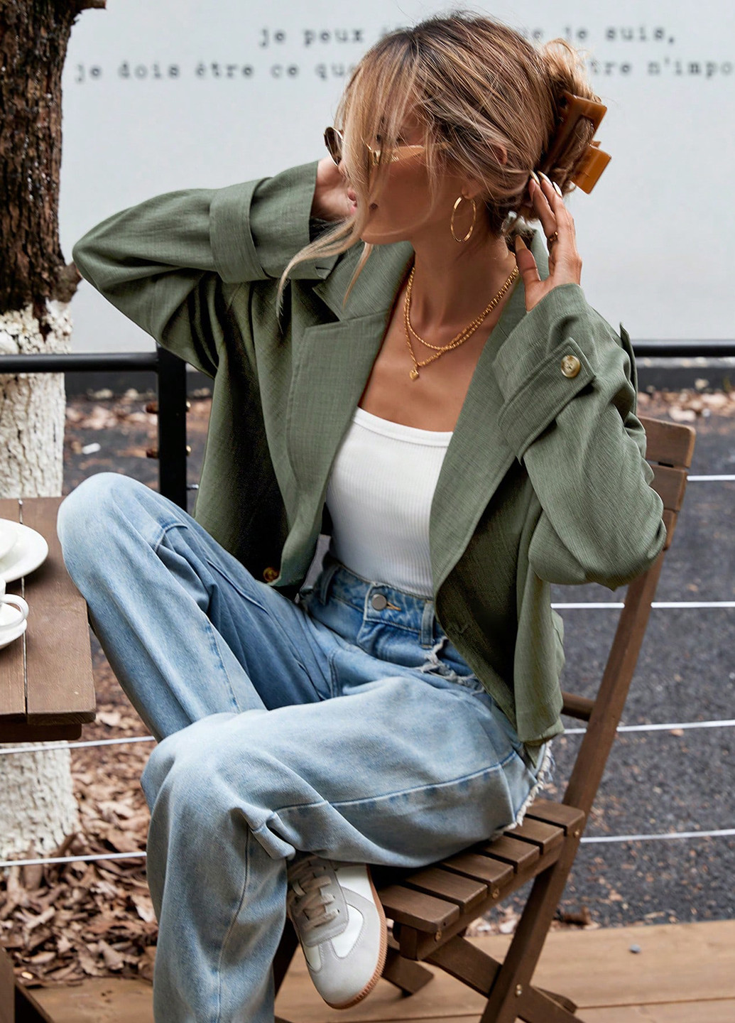 Сіро-зелена демісезонна куртка SHEIN