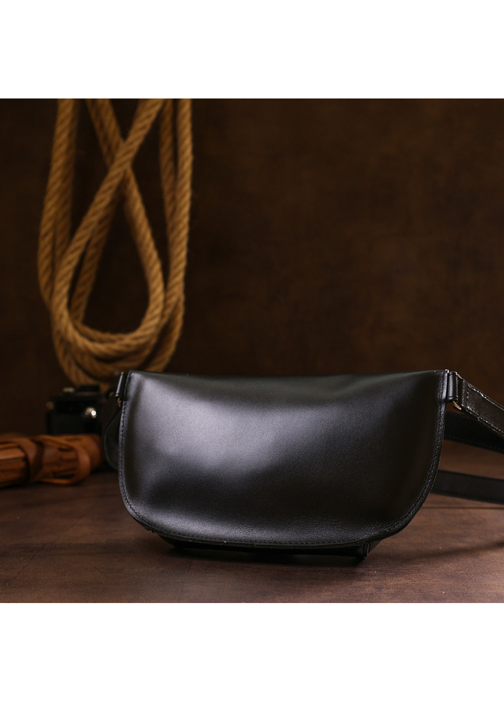 Женская кожаная бананка 23х13х5 см Shvigel (253490649)