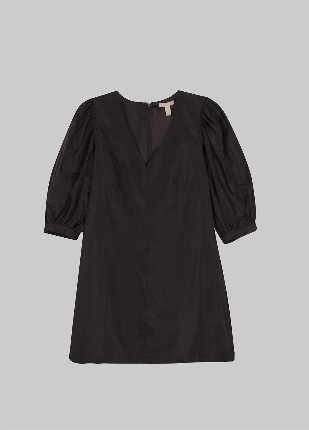 Черное кэжуал платье H&M однотонное
