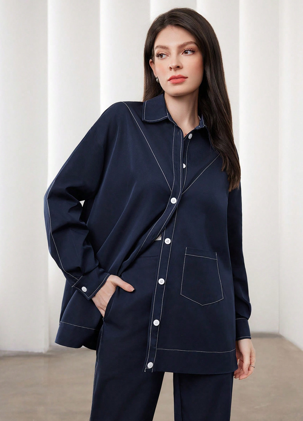 Темно-синяя кэжуал рубашка однотонная SHEIN