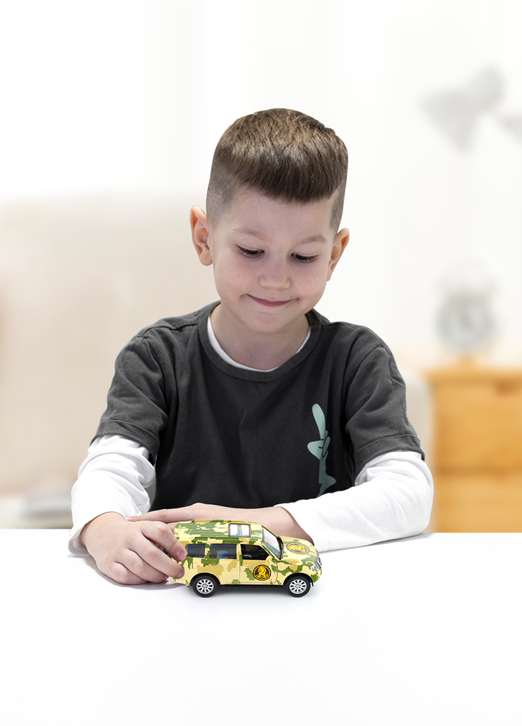 Автомодель MITSUBISHI PAJERO 4WD TURBO, 6,6х17,5х7 см TechnoDrive (285735778)