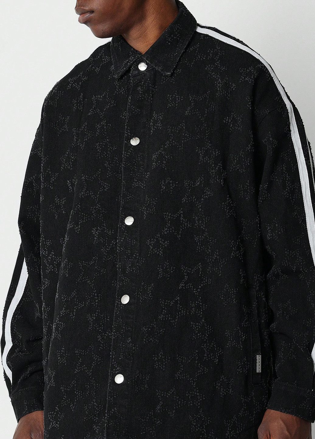 Черная джинсовая рубашка в полоску SHEIN