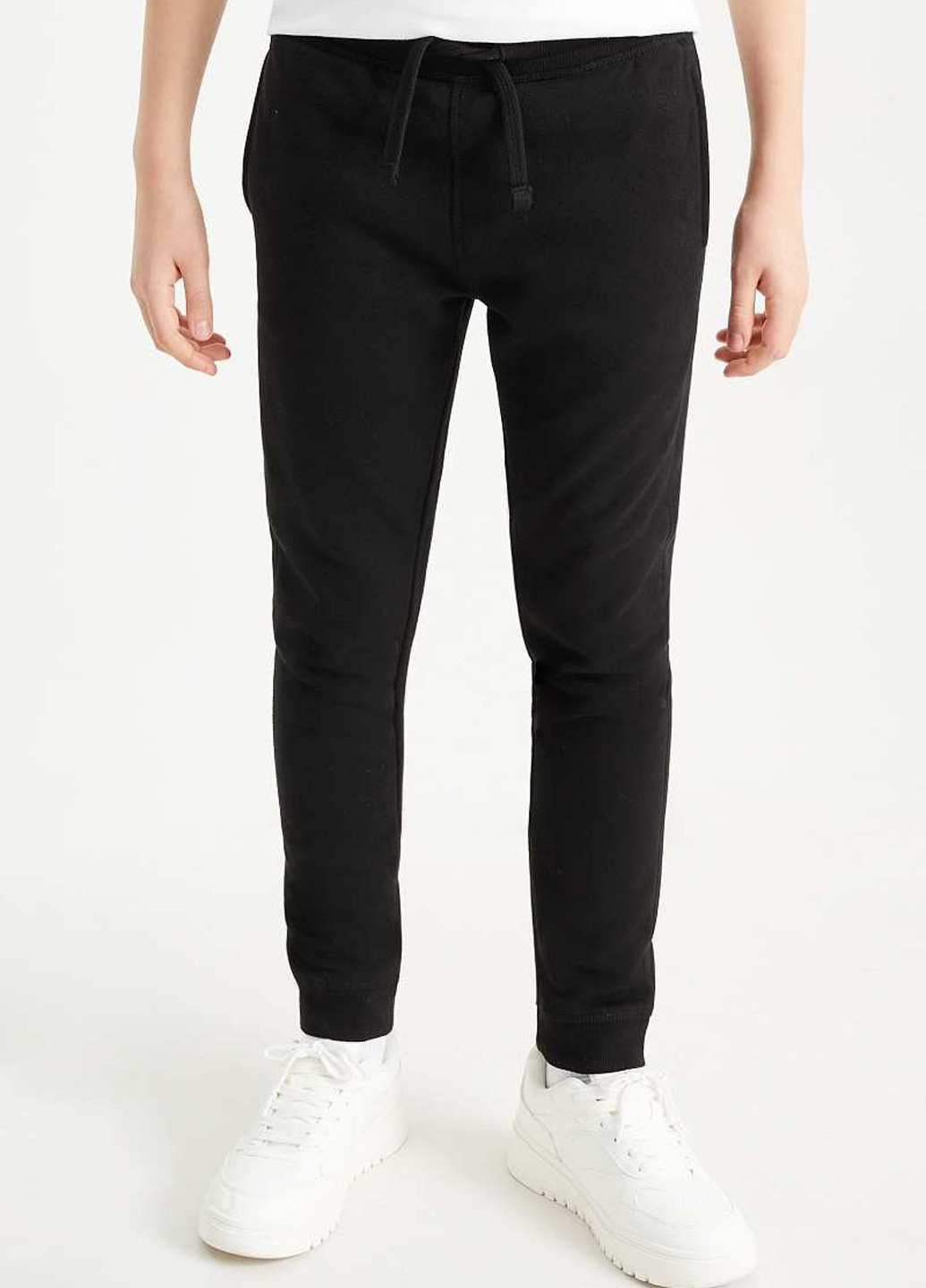 Черные кэжуал демисезонные джоггеры брюки C&A