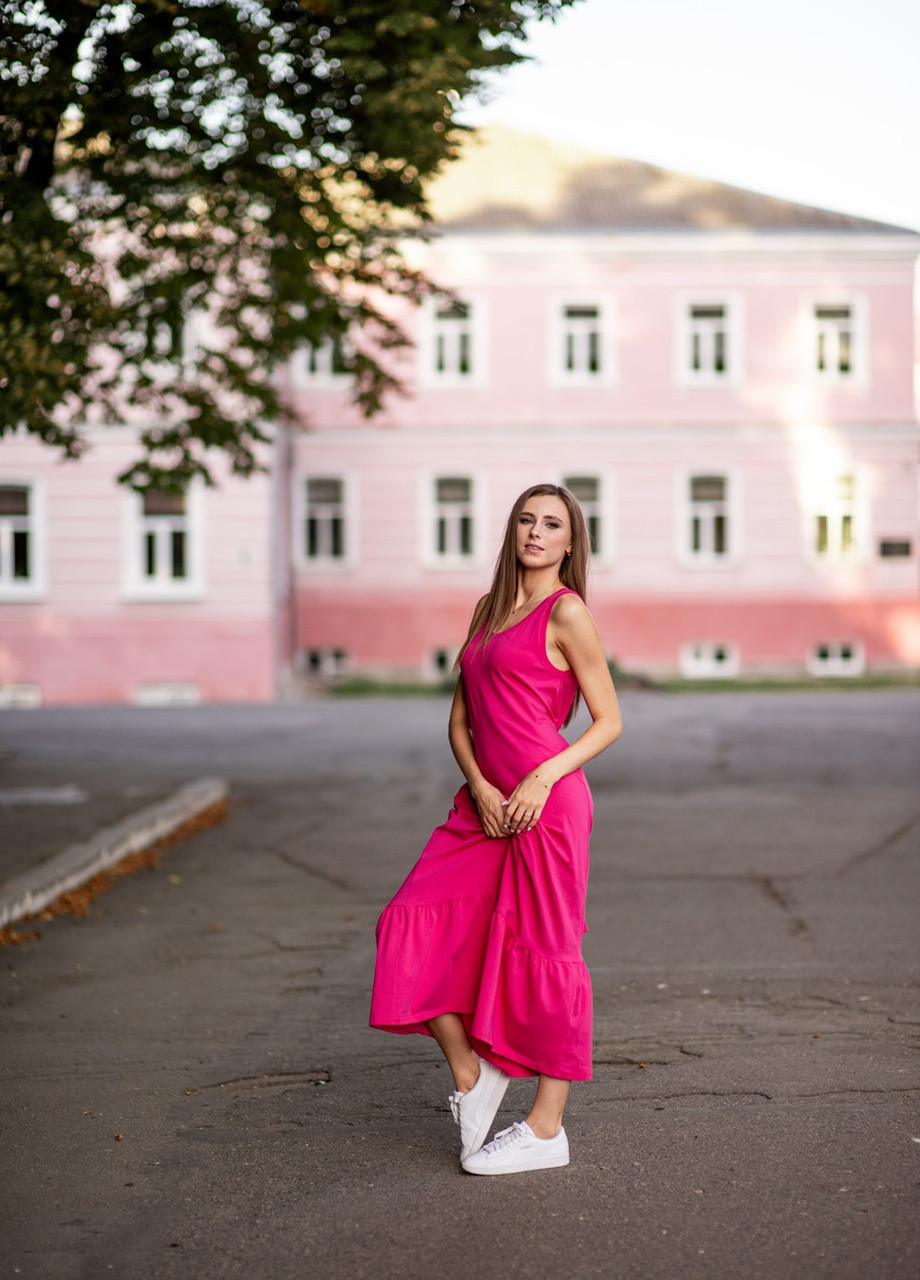 Розовое кэжуал женское платье с пышной юбкой V.O.G. однотонное