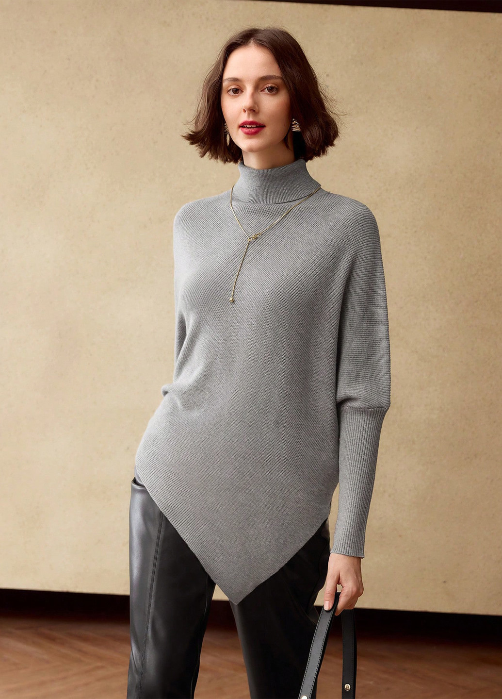 Сірий демісезонний светр SHEIN