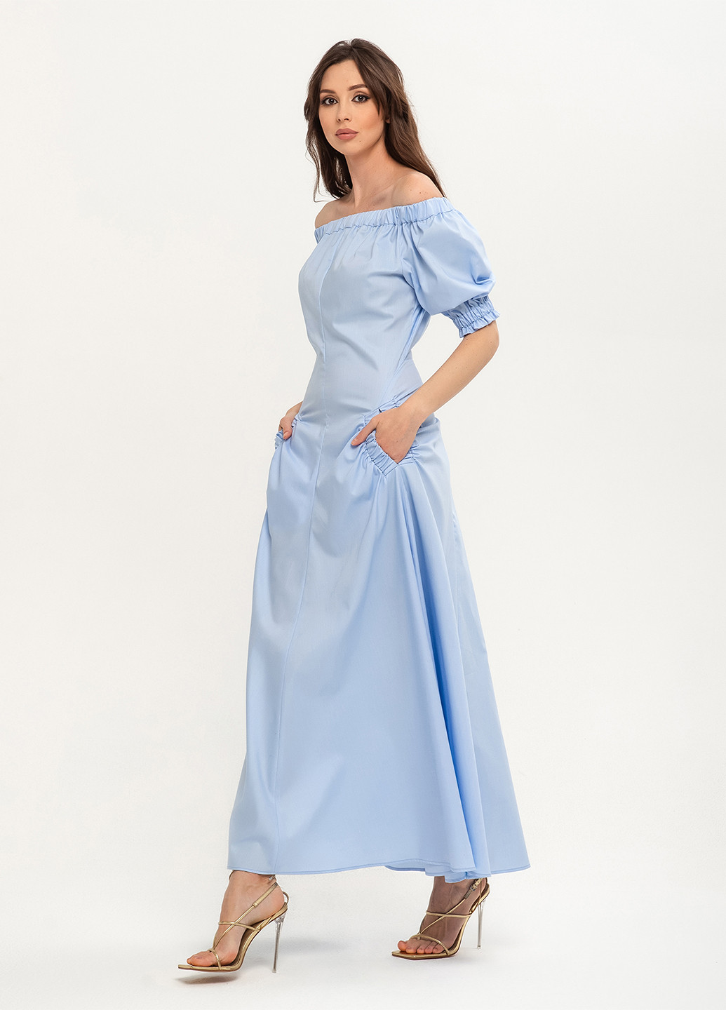 Голубое кэжуал платье клеш, с открытыми плечами BGL однотонное