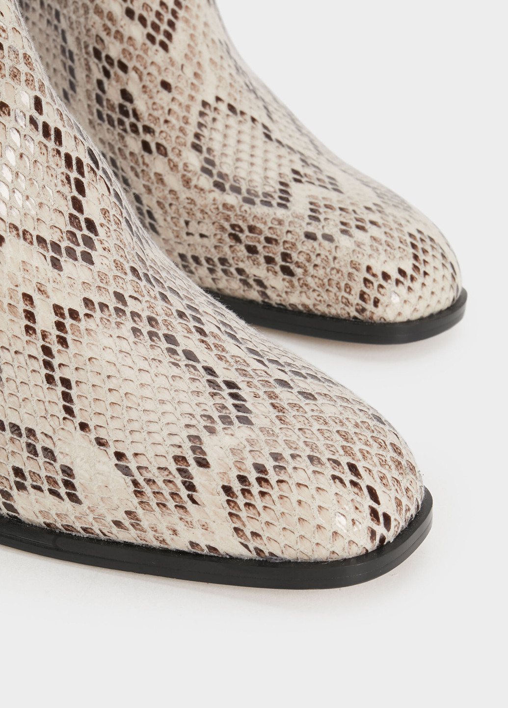 Осенние ботинки челси Parfois без декора из искусственной кожи