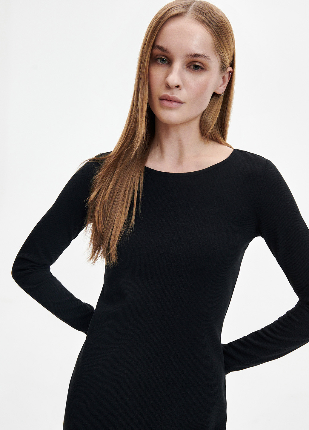 Чорна кежуал сукня Reserved однотонна