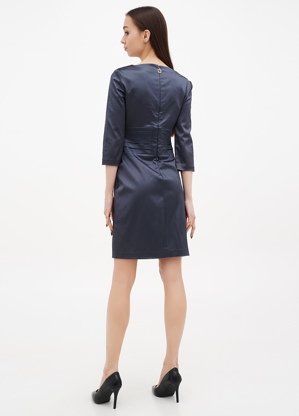 Графитовое коктейльное платье на запах Sassofono однотонное