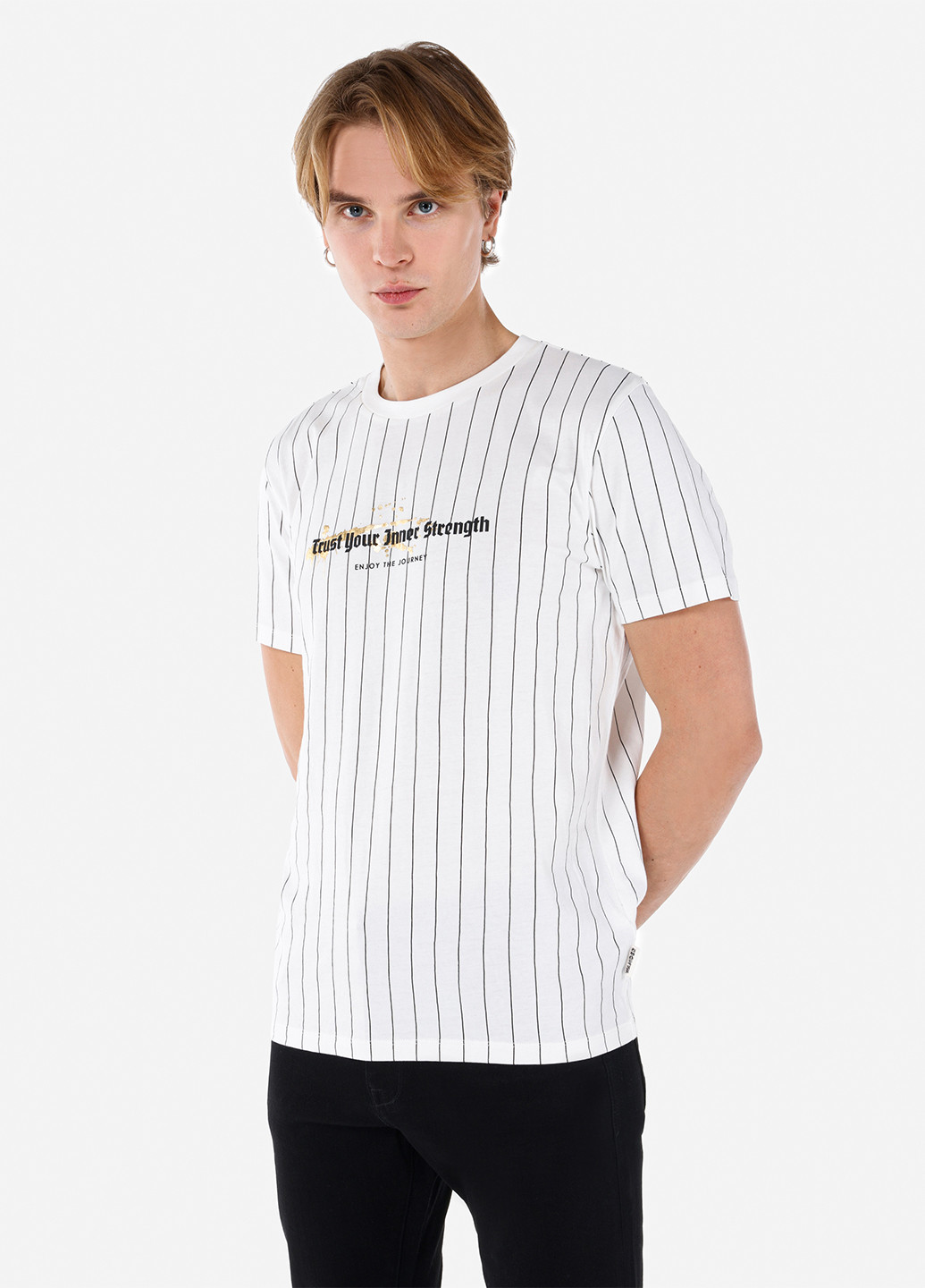 Біла футболка Colin's