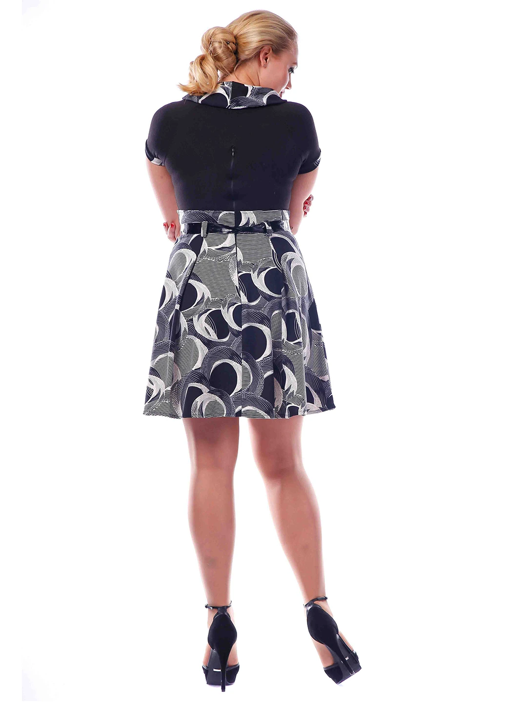 Серое кэжуал платье Alpama