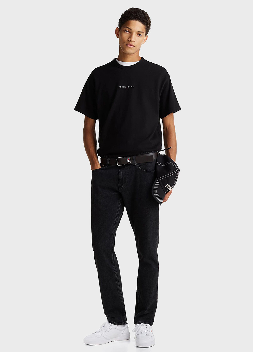Чорна футболка Tommy Jeans