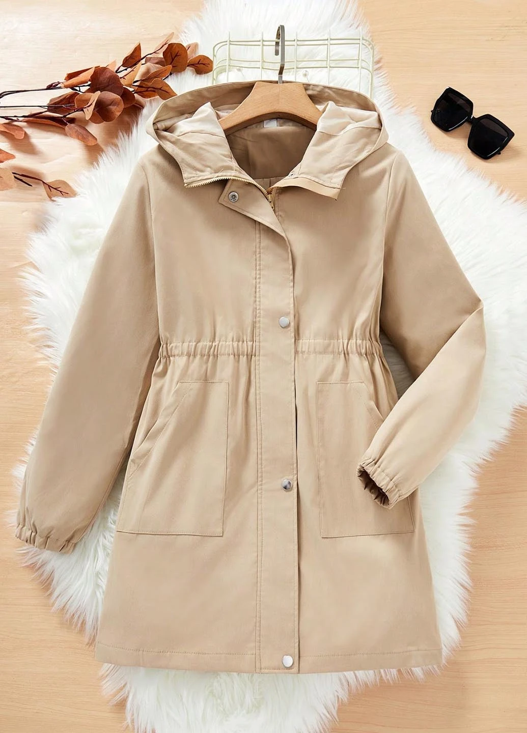 Бежевая демисезонная куртка SHEIN