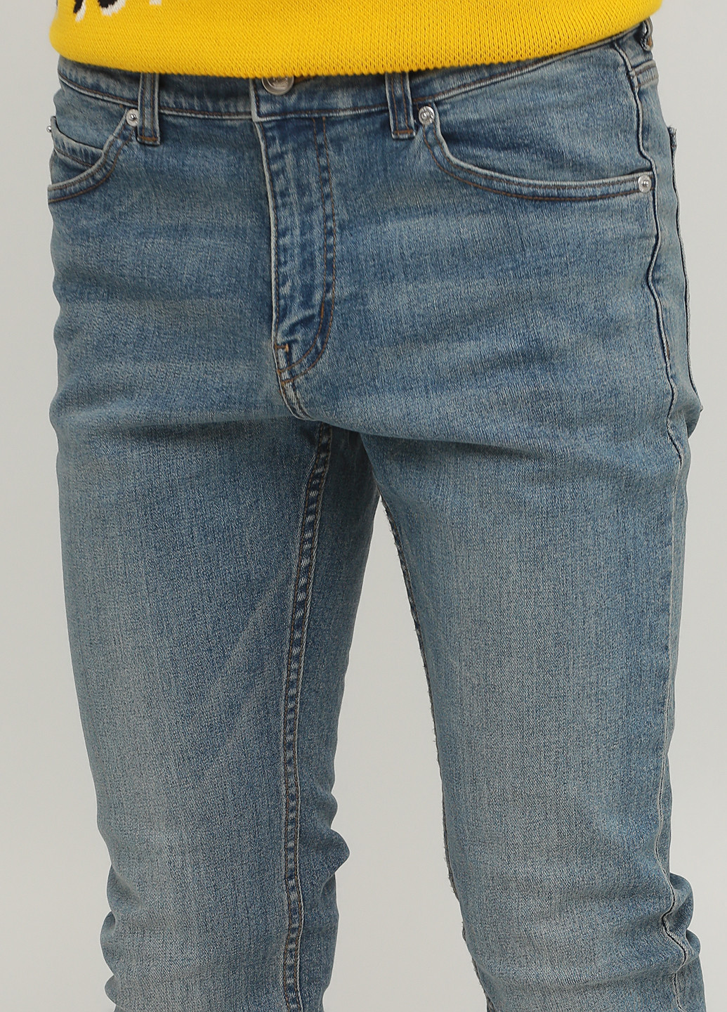 Темно-голубые демисезонные зауженные джинсы Cheap Monday